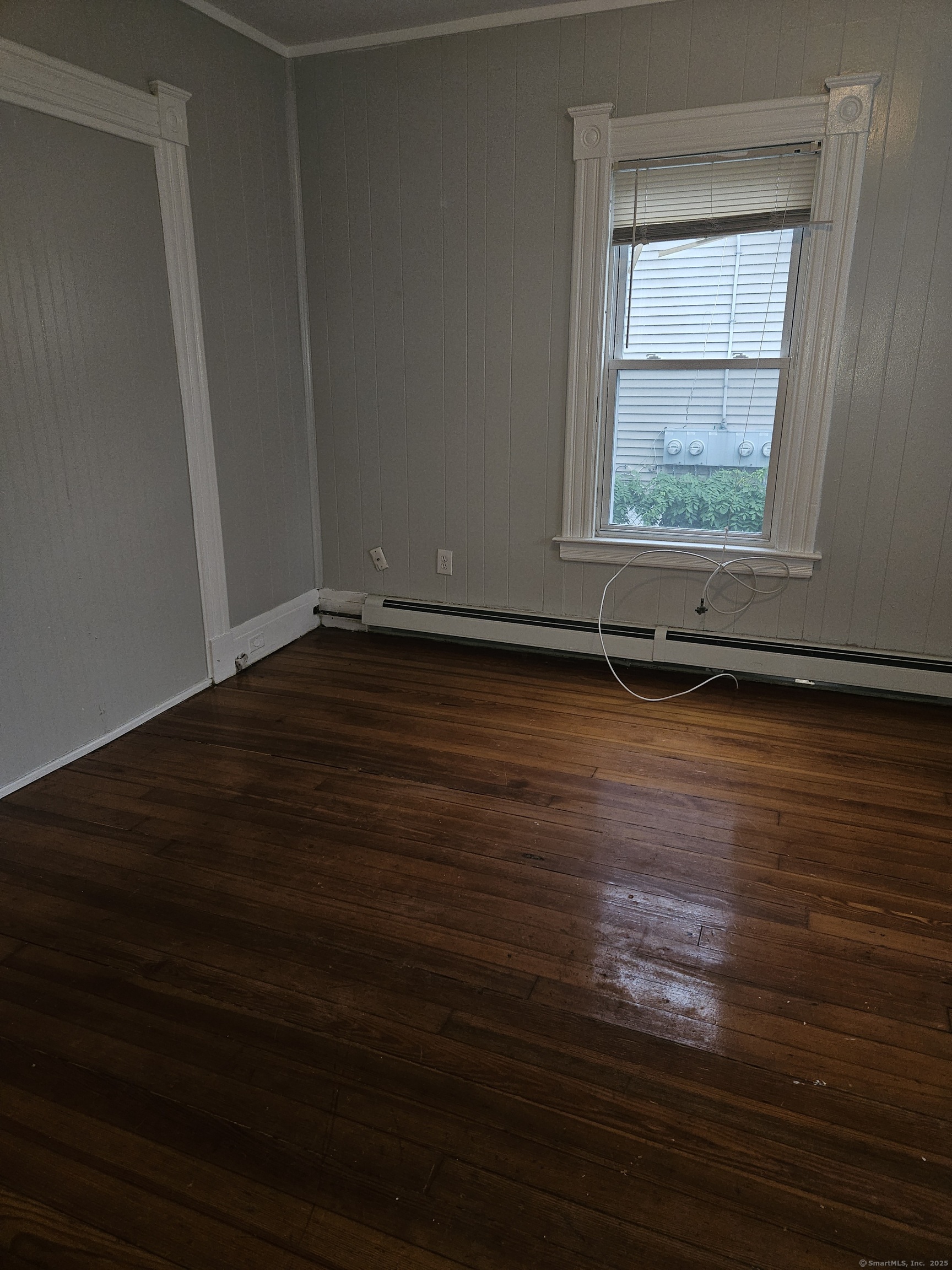 Hartford, Connecticut 06106, United States, 3 Bedrooms Bedrooms, ,1 BathroomBathrooms,Residential,Active,219599