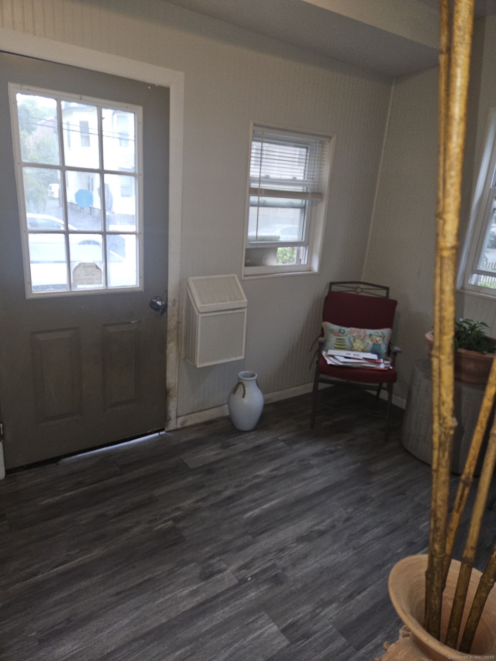 Hartford, Connecticut 06106, United States, 3 Bedrooms Bedrooms, ,1 BathroomBathrooms,Residential,Active,219599