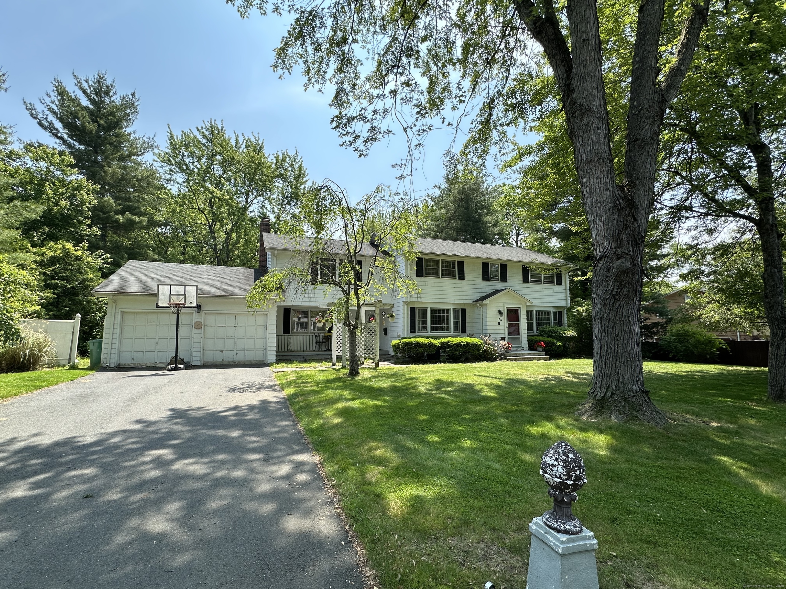 55 Kenwood Circle