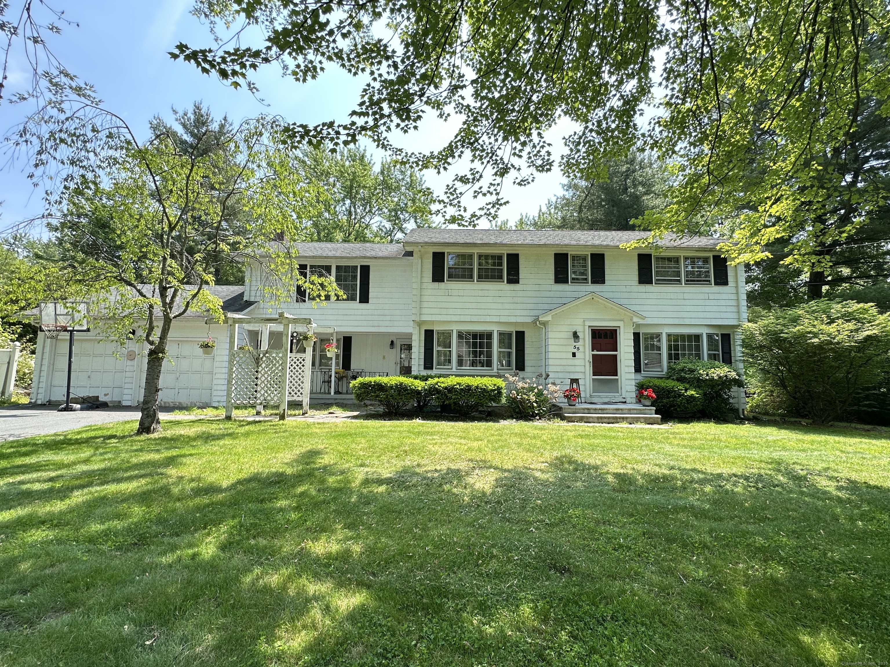 55 Kenwood Circle