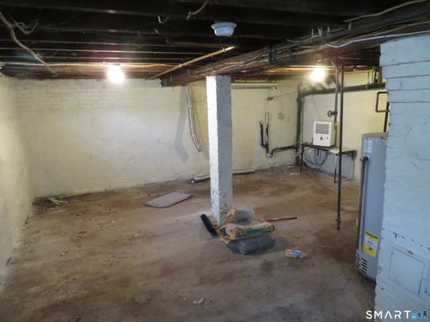 Tiny photo for 49 Winter Street, Manchester, CT 06040 (MLS # 24193669)