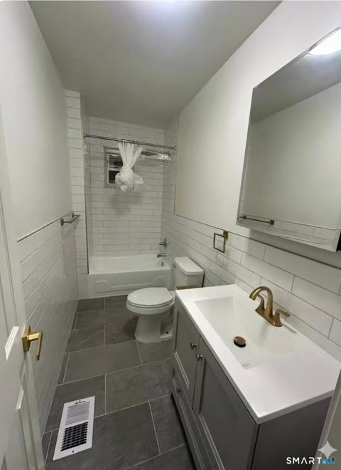 Tiny photo for 268 Davenport Avenue #2, New Haven, CT 06519 (MLS # 24196065)
