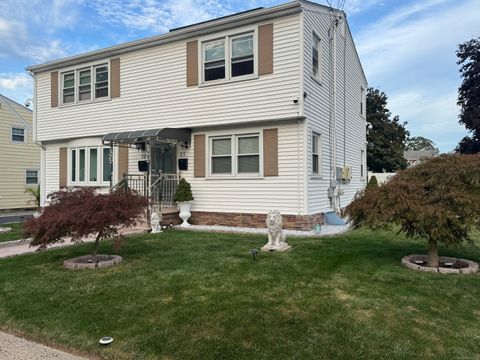 Tiny photo for 37 Elizabeth Ann Drive, New Haven, CT 06512 (MLS # 24155523)