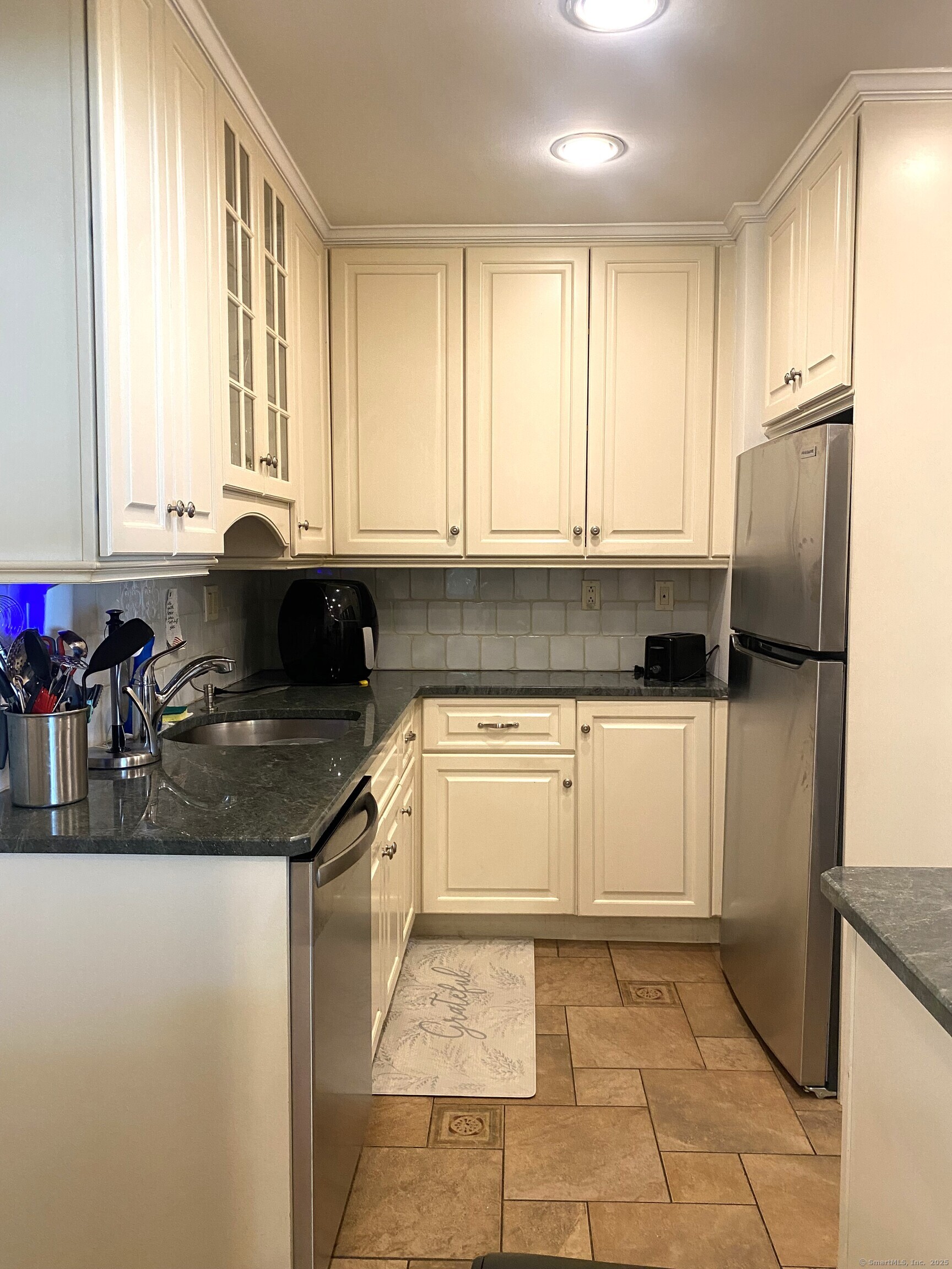 62 Wood Ridge Drive, Stamford, Connecticut image 7
