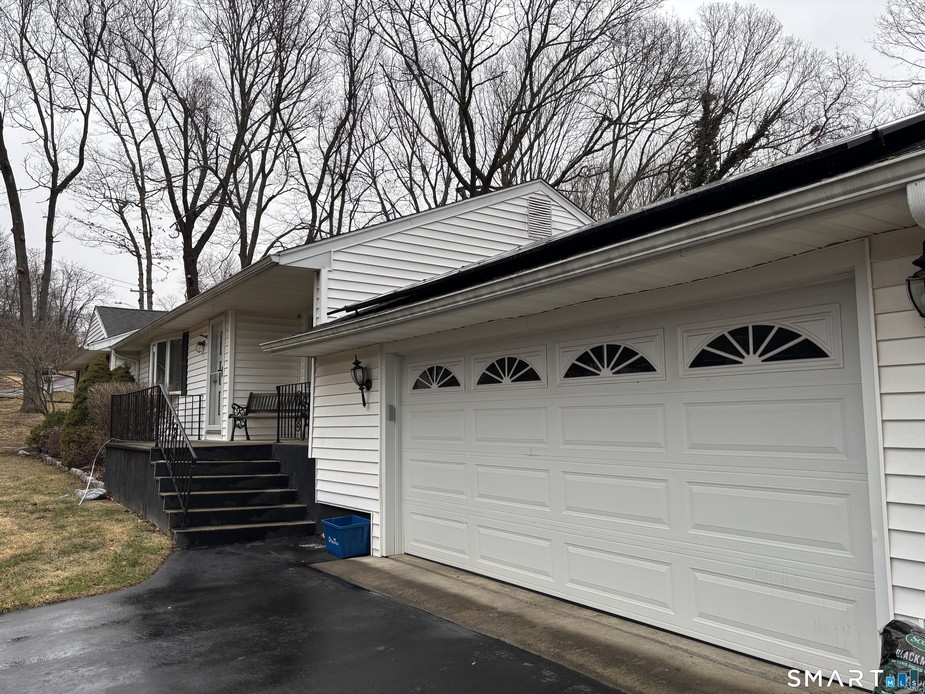 13 Robin Drive