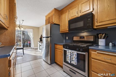 Tiny photo for 135 New Britain Avenue #5, Plainville, CT 06062 (MLS # 24160845)