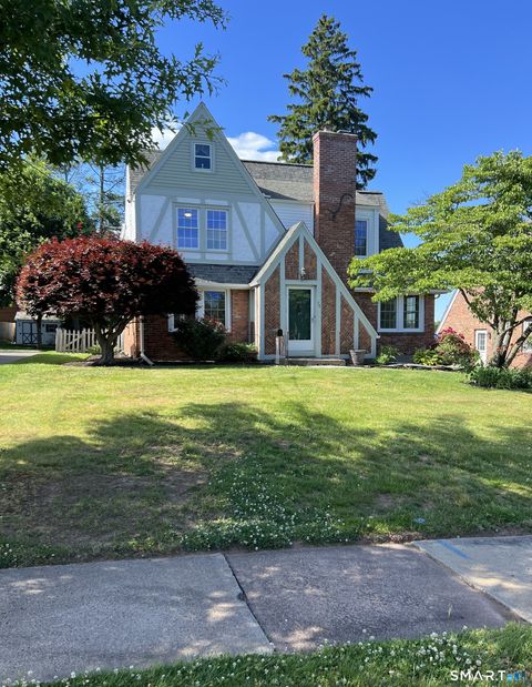 Photo of 76 Somerset Street, Wethersfield, CT 06109 (MLS # 24185156)