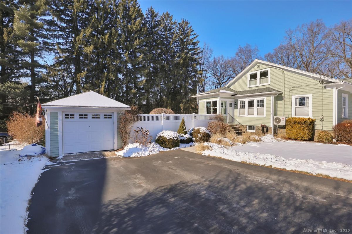 197 White Avenue, Middlebury, Connecticut image 4