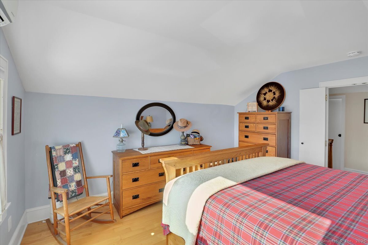 197 White Avenue, Middlebury, Connecticut image 24