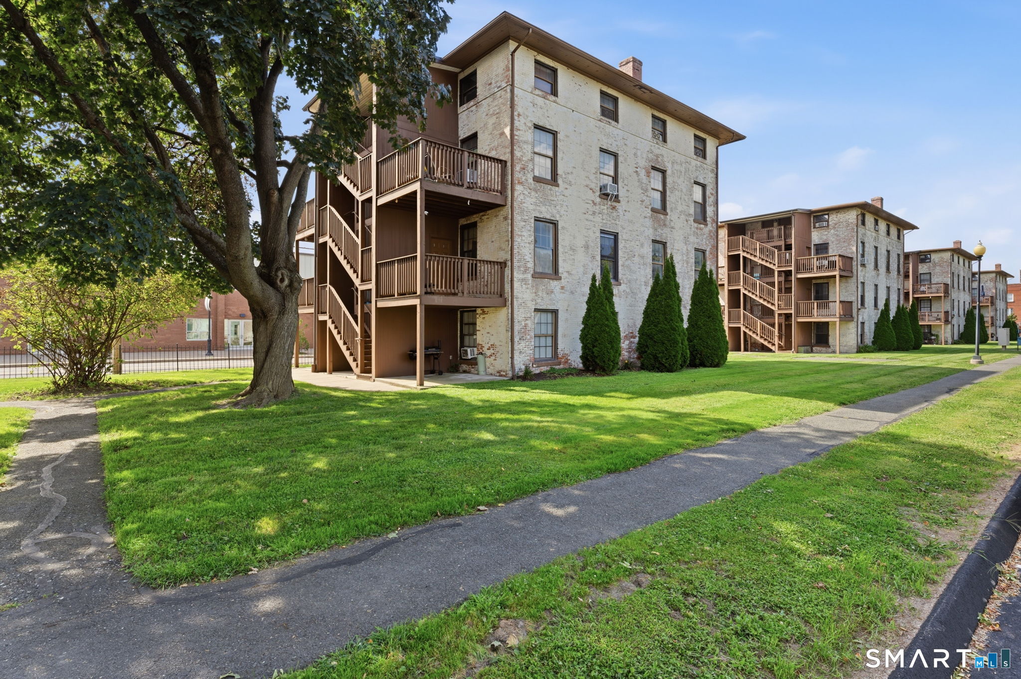 64 Van Block Avenue 9D
