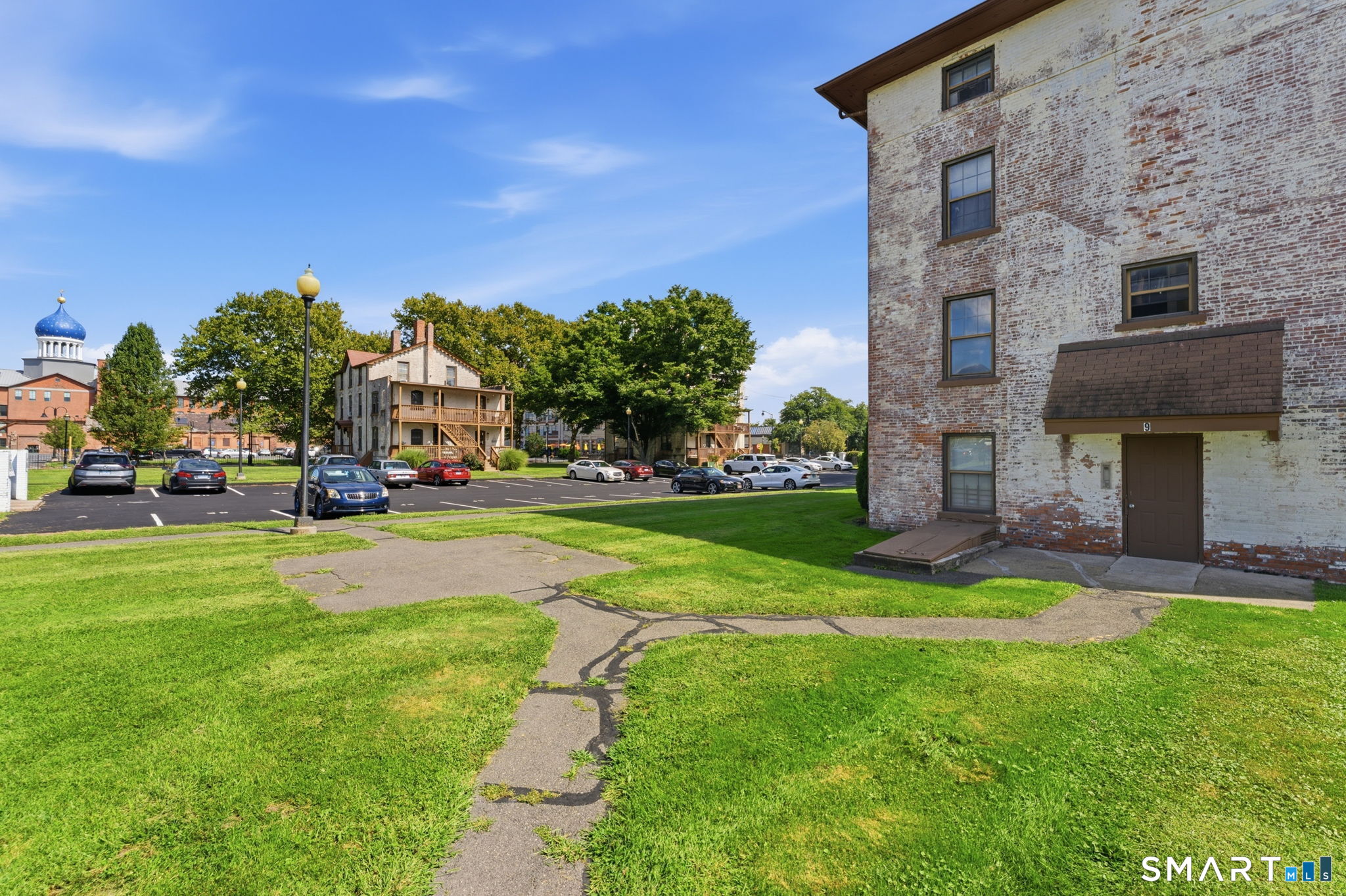 64 Van Block Avenue 9D