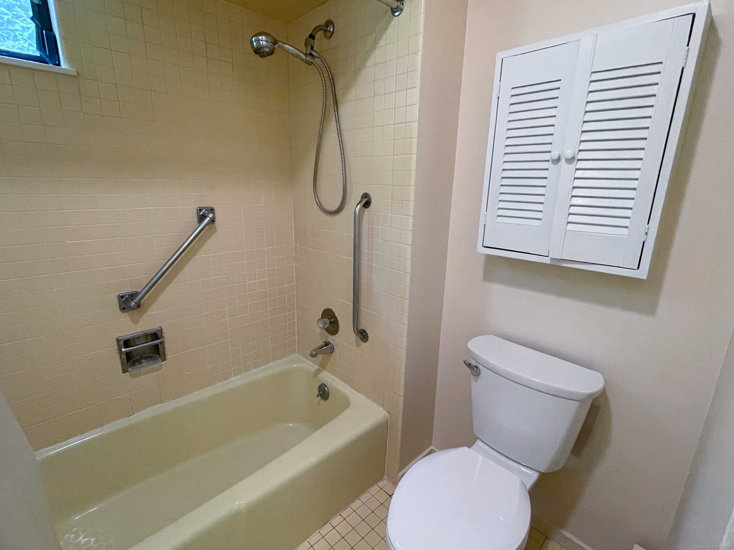 280 Heritage Village #B, Southbury, Connecticut image 11