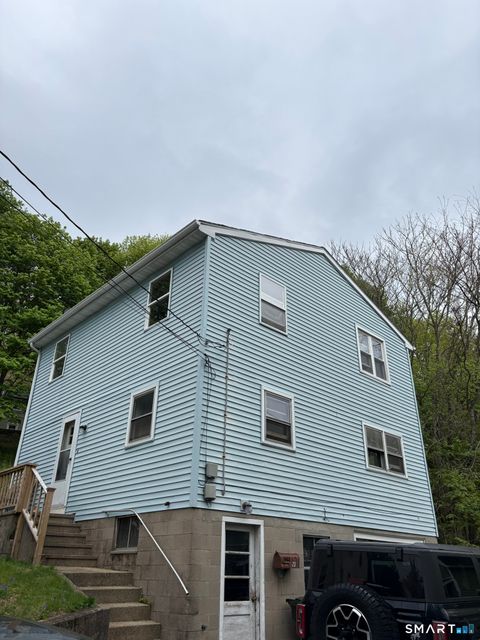 Photo of 20 Whitaker Avenue, Norwich, CT 06360 (MLS # 24172390)