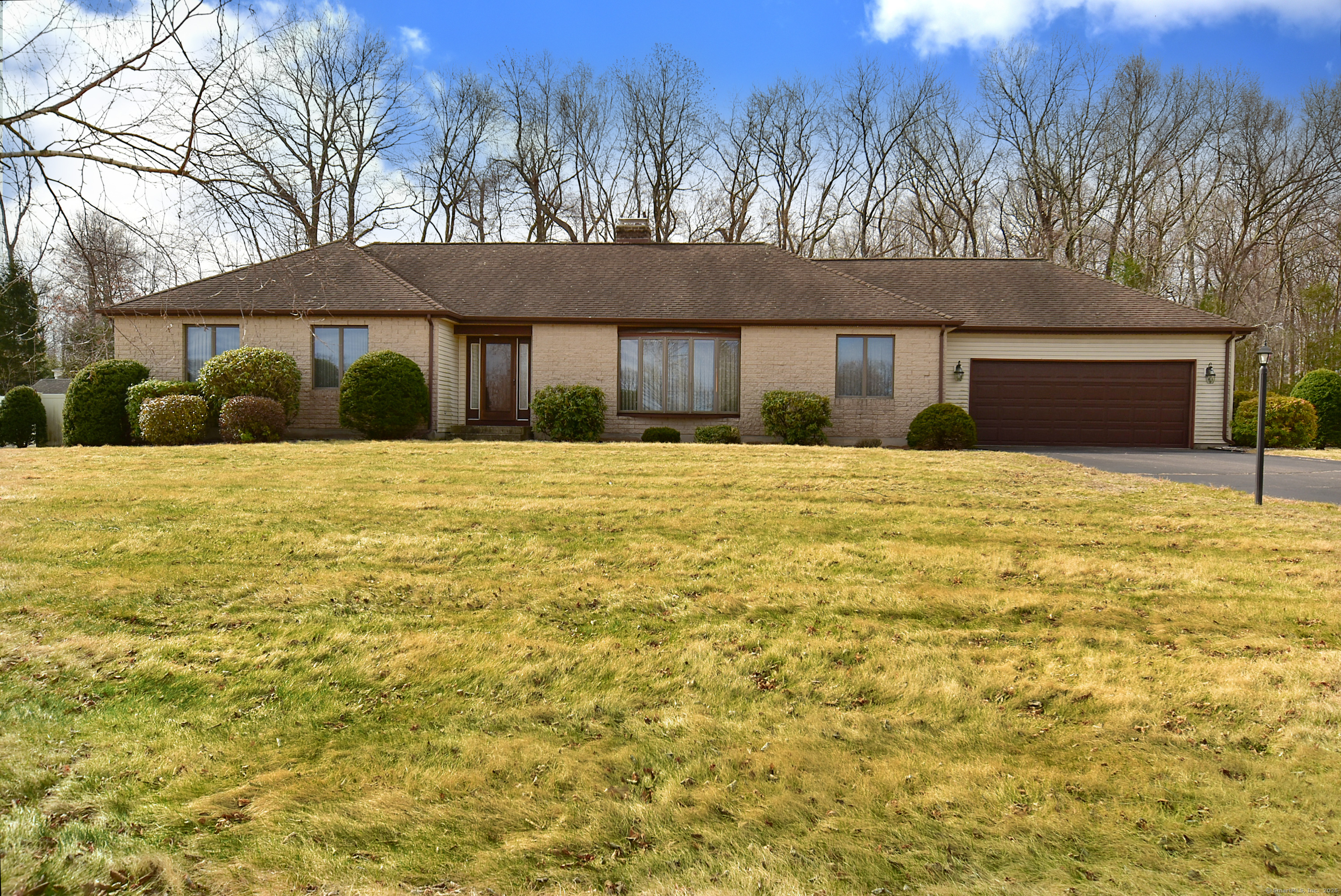 9 Ridgeview Drive, Ellington, Connecticut image 1