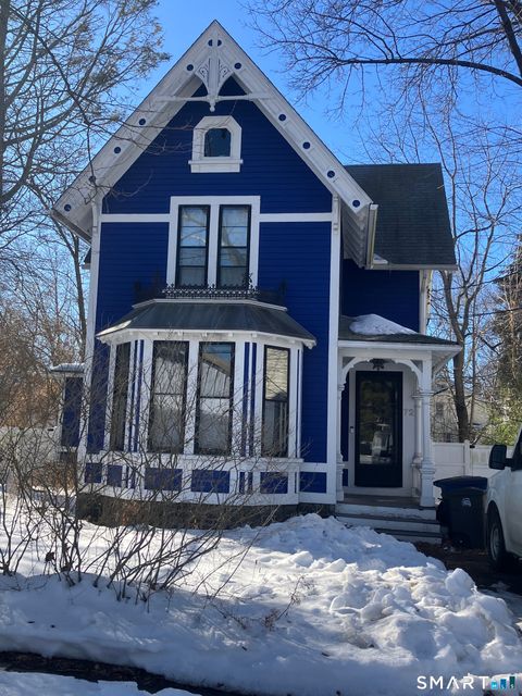 Photo of 72 Mansfield Street, New Haven, CT 06511 (MLS # 24156018)