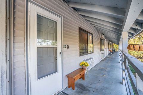 Photo of 17 Farmington Avenue #APT 15, Plainville, CT 06062 (MLS # 24134994)