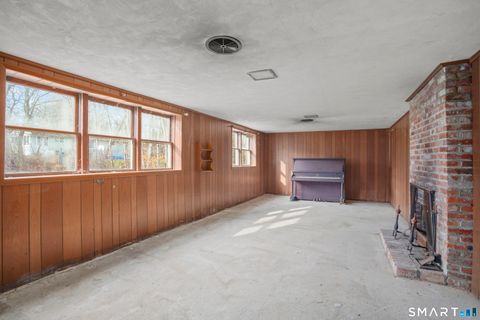 Tiny photo for 101 Applegate Road, Fairfield, CT 06825 (MLS # 24146051)