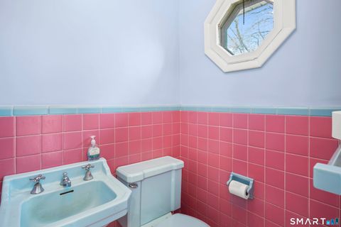 Tiny photo for 101 Applegate Road, Fairfield, CT 06825 (MLS # 24146051)