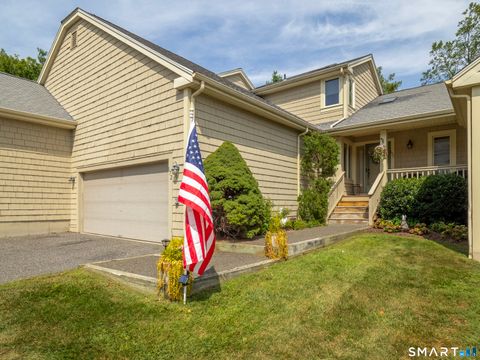 12 Boulevard Drive 31-172 Danbury CT 06810