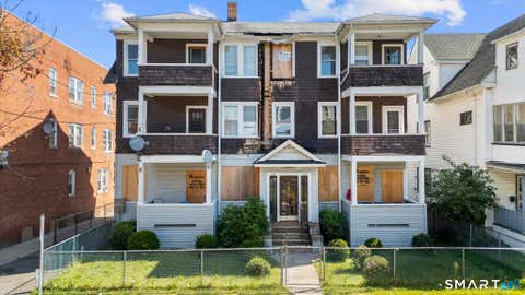 Photo of 102 Rowe Avenue, Hartford, CT 06106 (MLS # 24197122)