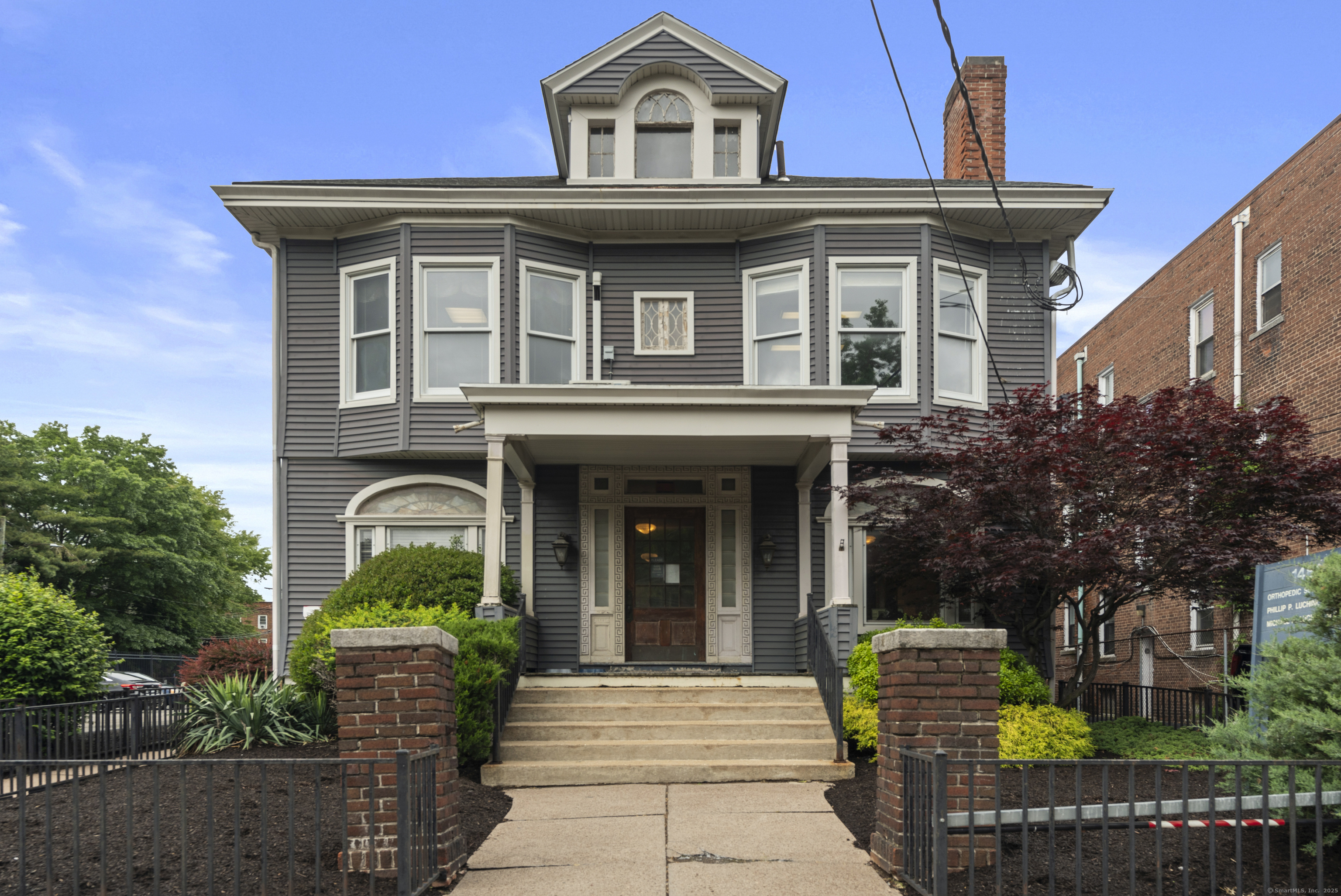 1481 Chapel Street