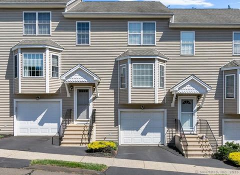 Photo of 130 State Street #I17, North Haven, CT 06473 (MLS # 24118974)