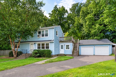 Photo of 298 Roseville Terrace Terrace #1, Fairfield, CT 06824 (MLS # 24206518)