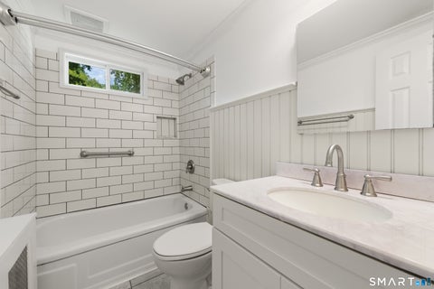 Tiny photo for 298 Roseville Terrace Terrace #1, Fairfield, CT 06824 (MLS # 24206518)