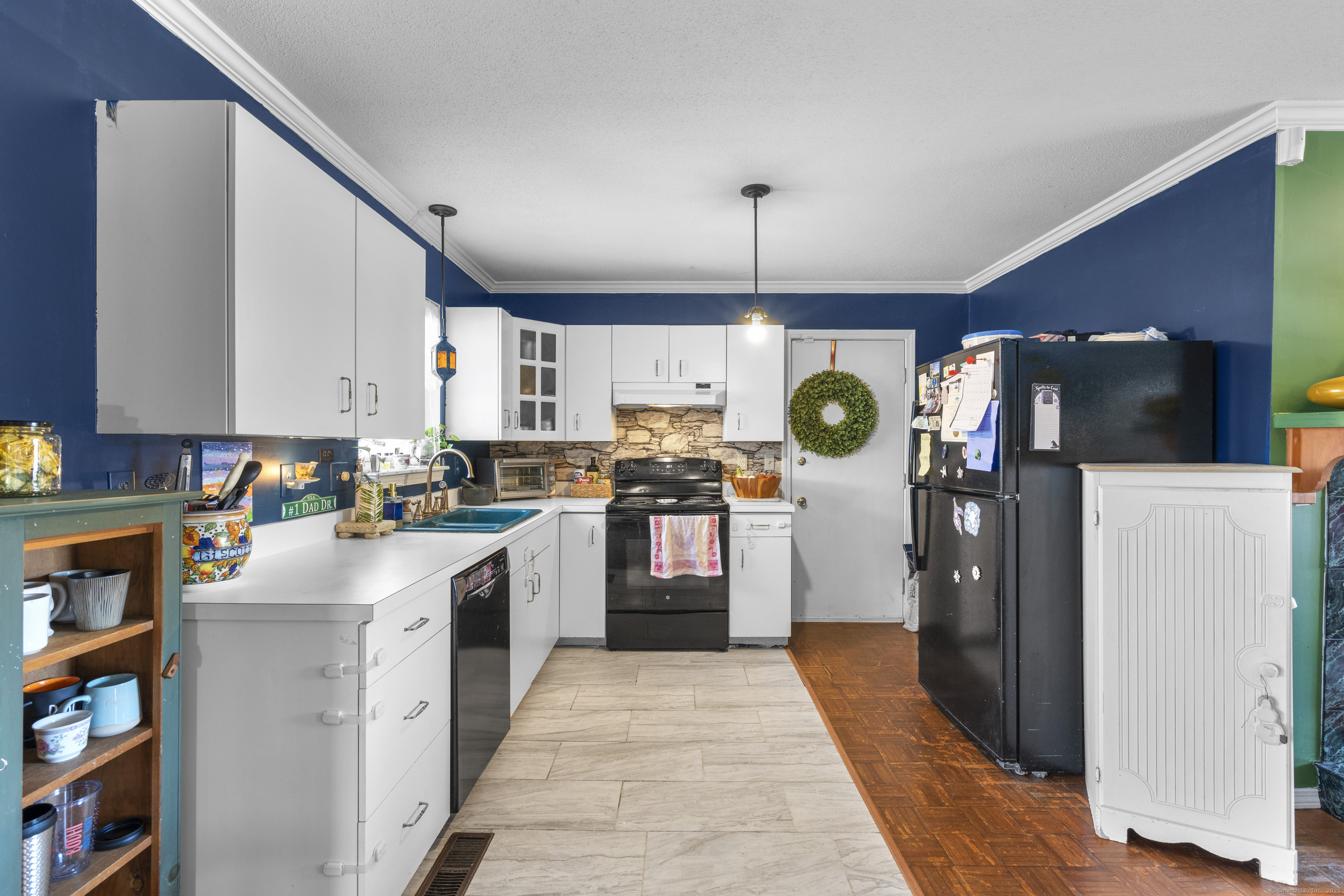 137 Heritage Drive, Waterbury, Connecticut image 6