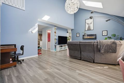 Tiny photo for 309 East Street #APT 10, Plainville, CT 06062 (MLS # 24140579)