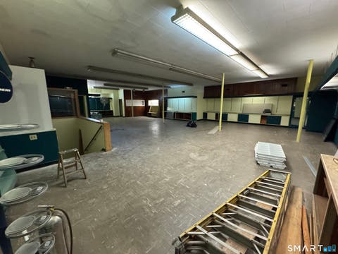 Tiny photo for 83 Maple Street #2nd Floor, Naugatuck, CT 06770 (MLS # 24193916)