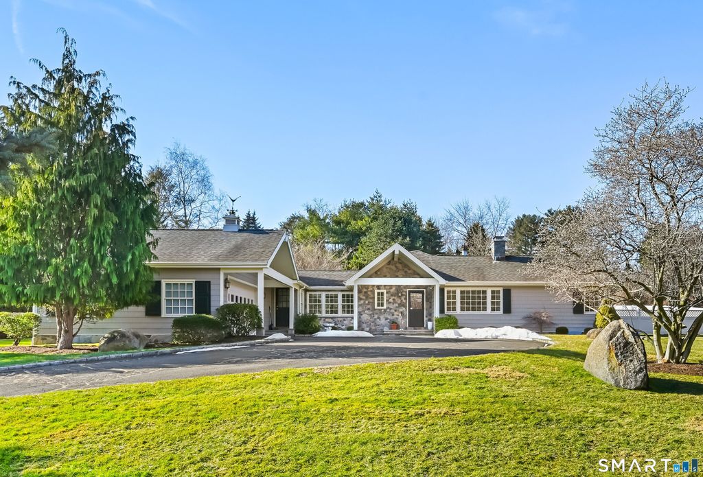 Photo of 36 Macarthur Lane, Stamford, CT 06902 (MLS # 24148583)