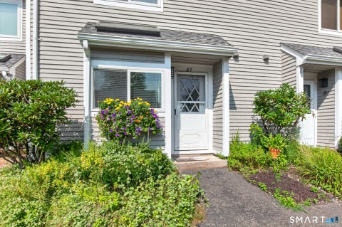 Photo of 87 Hilltop Drive #87, Simsbury, CT 06089 (MLS # 24197892)