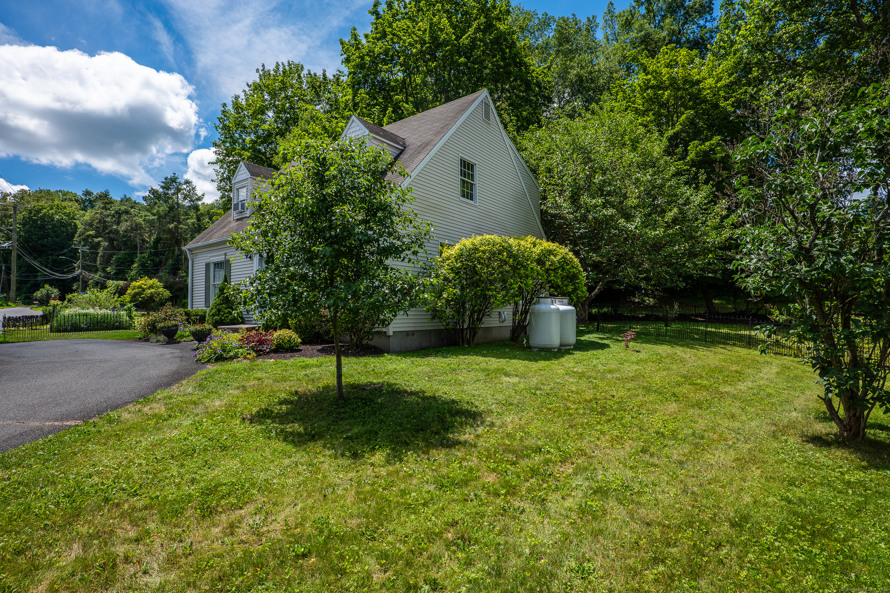 81A Nashville Road