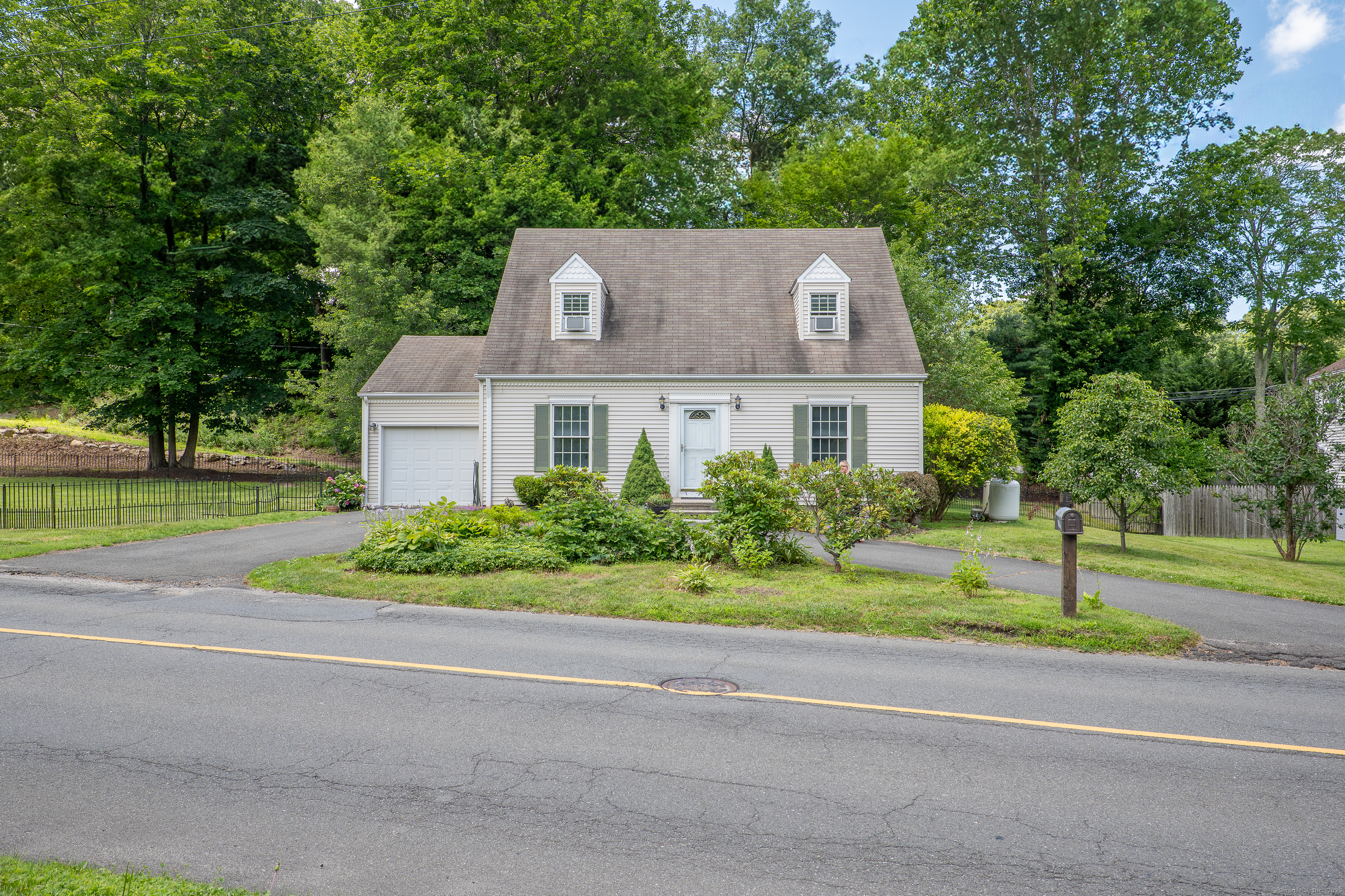81A Nashville Road