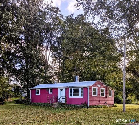 Homes For Rent - 112 Broad Brook Road<br/> Hartford County, East Windsor, CT 06016