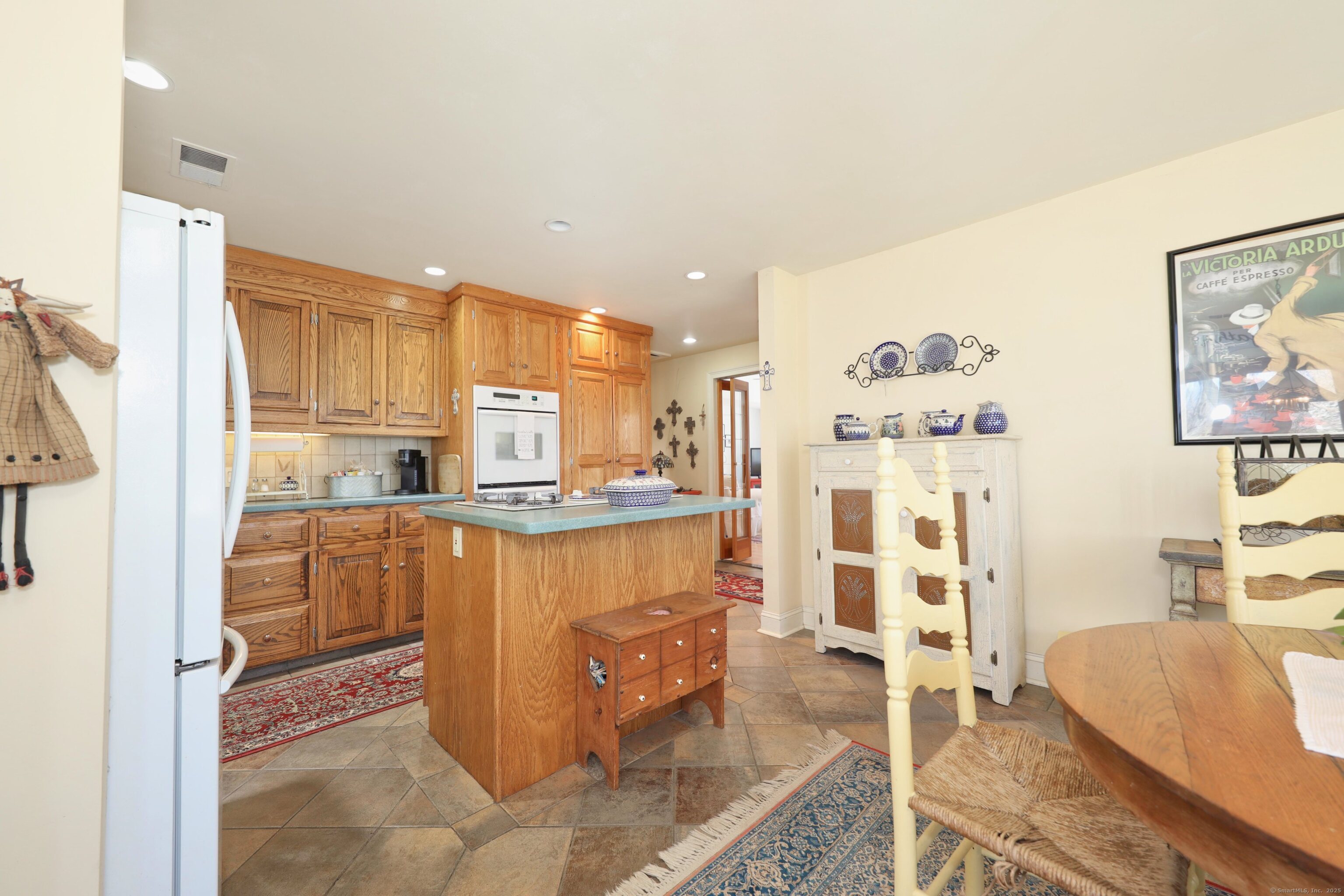271 Charles Street, Torrington, Connecticut image 8