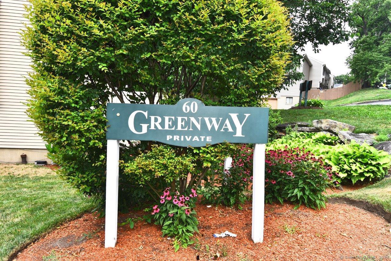 60 Lawn Avenue Apt 40, Stamford, Connecticut - 2 Bedrooms  
2 Bathrooms  
4 Rooms - 