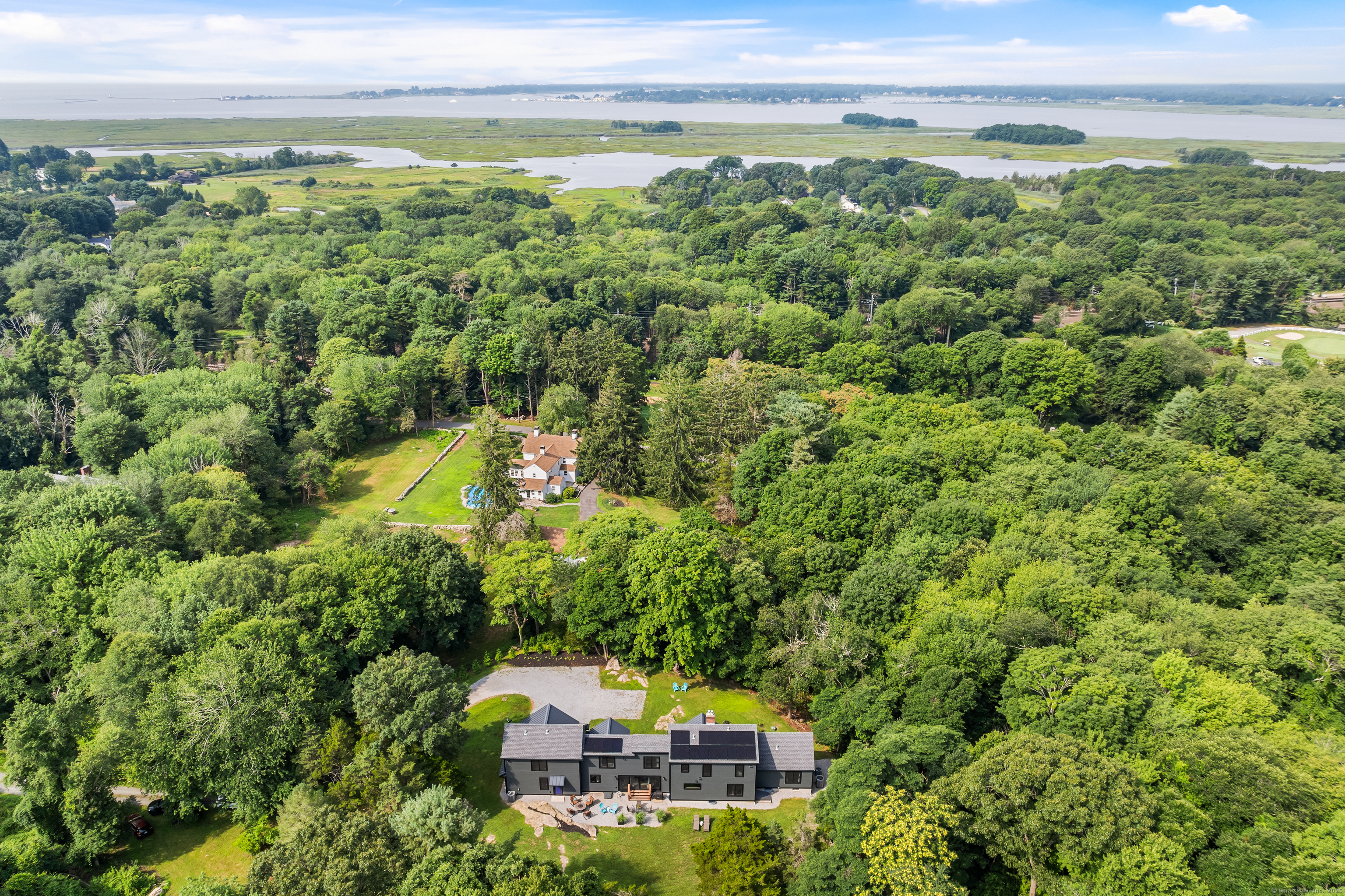 34 Johnny Cake Hill Road