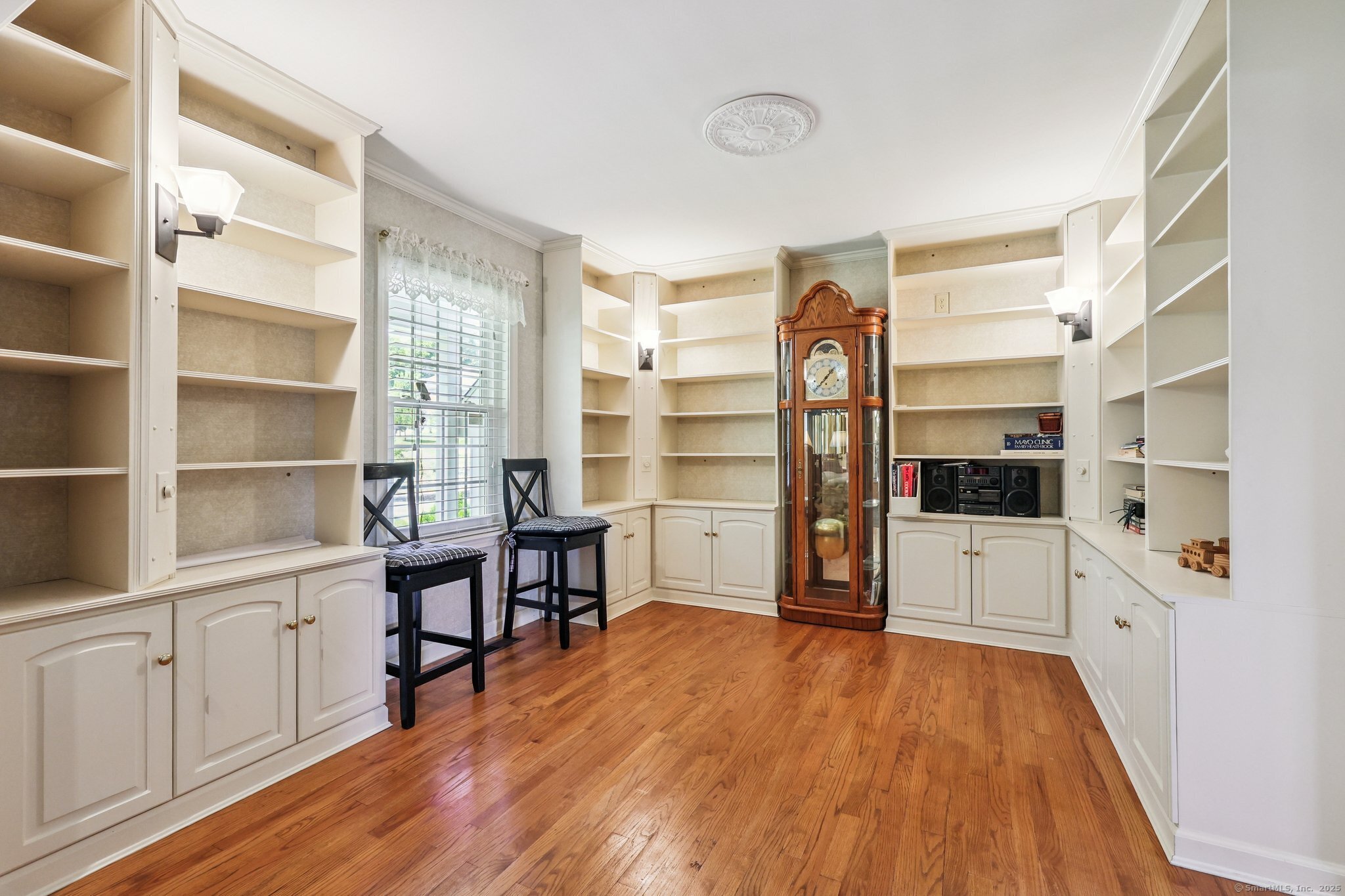 1 Lake Louise Drive