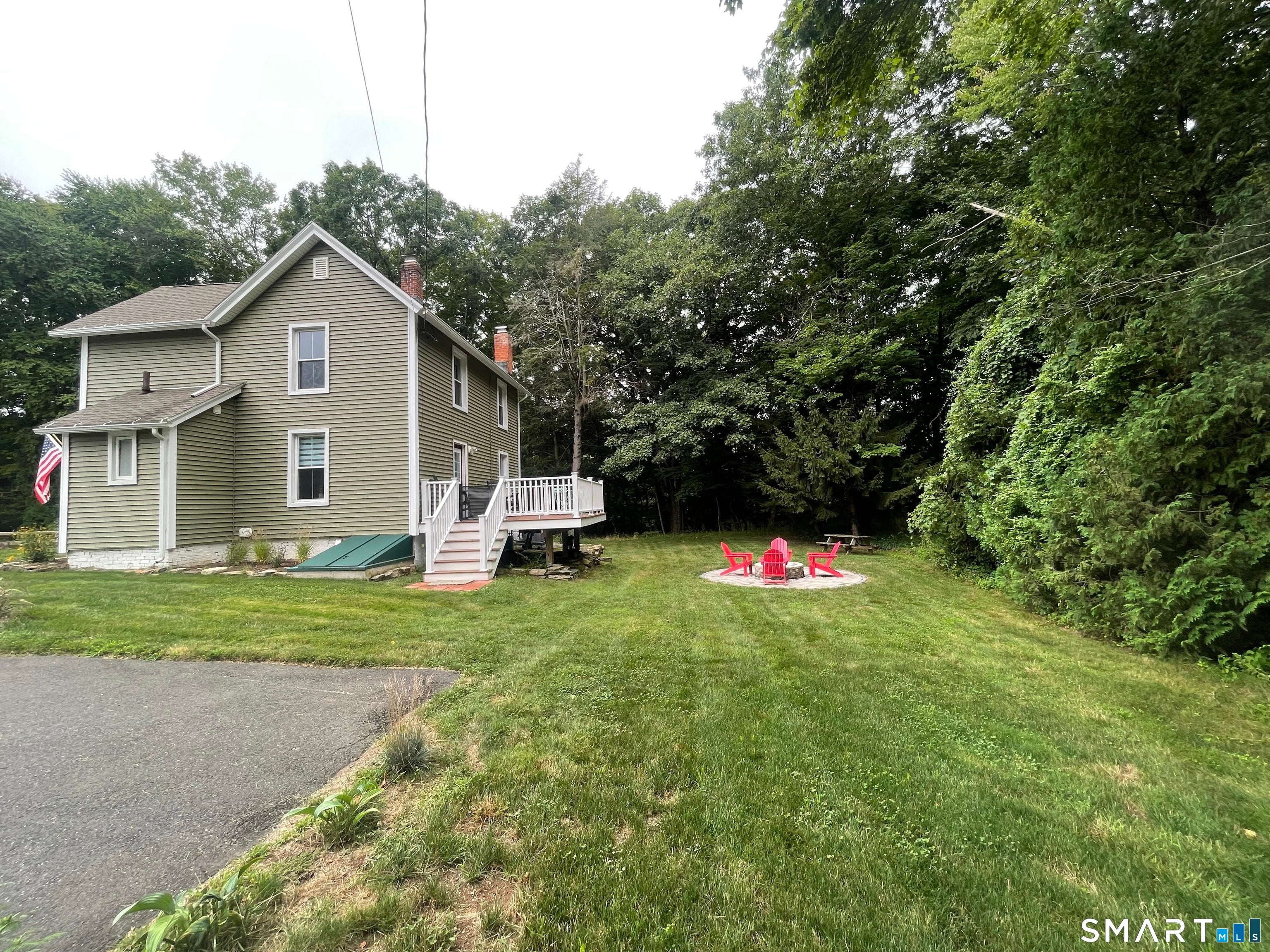 77 Hopewell Heights