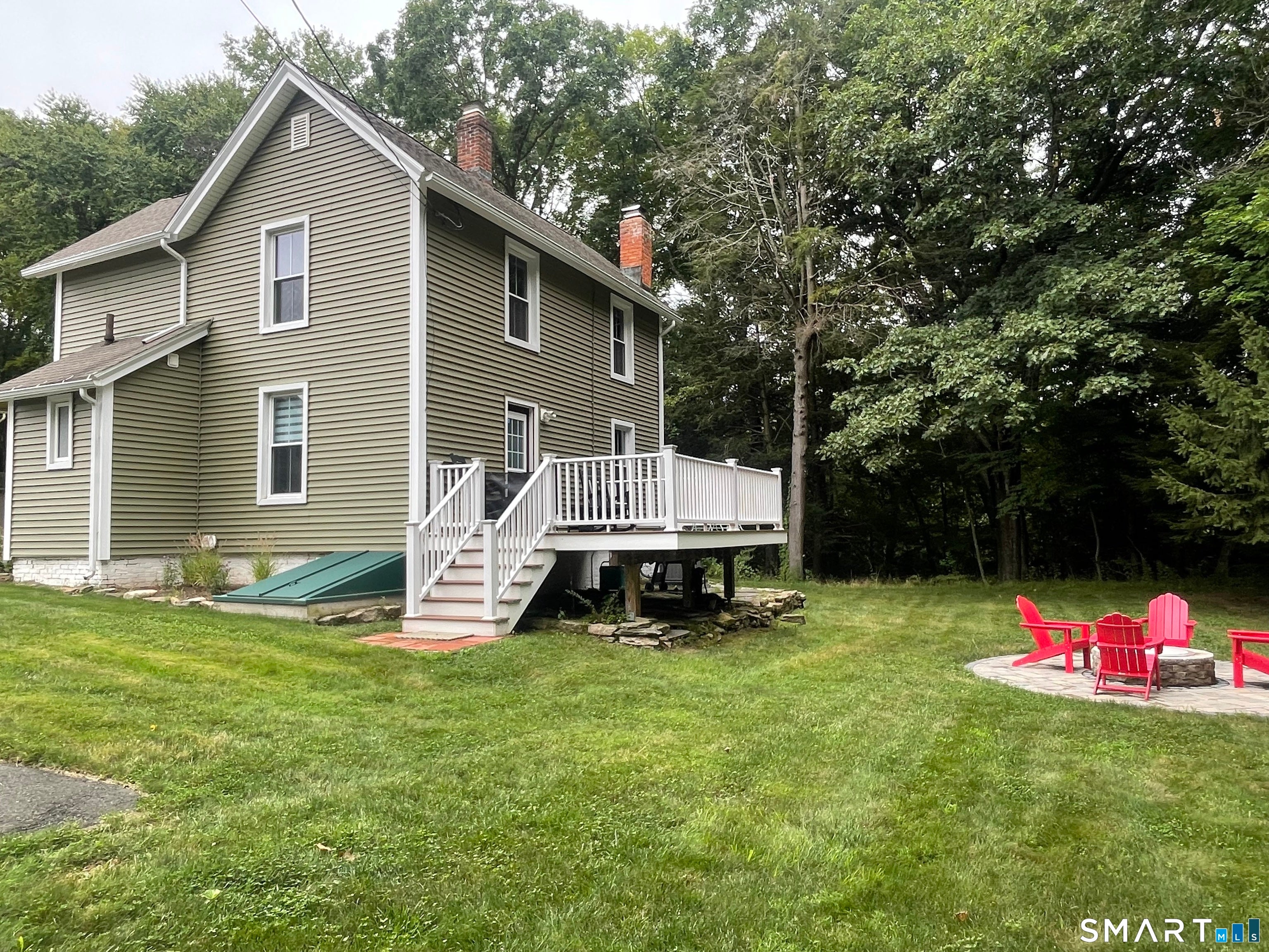 77 Hopewell Heights