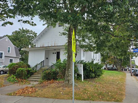 175 Hickory Street Norwich CT 06360