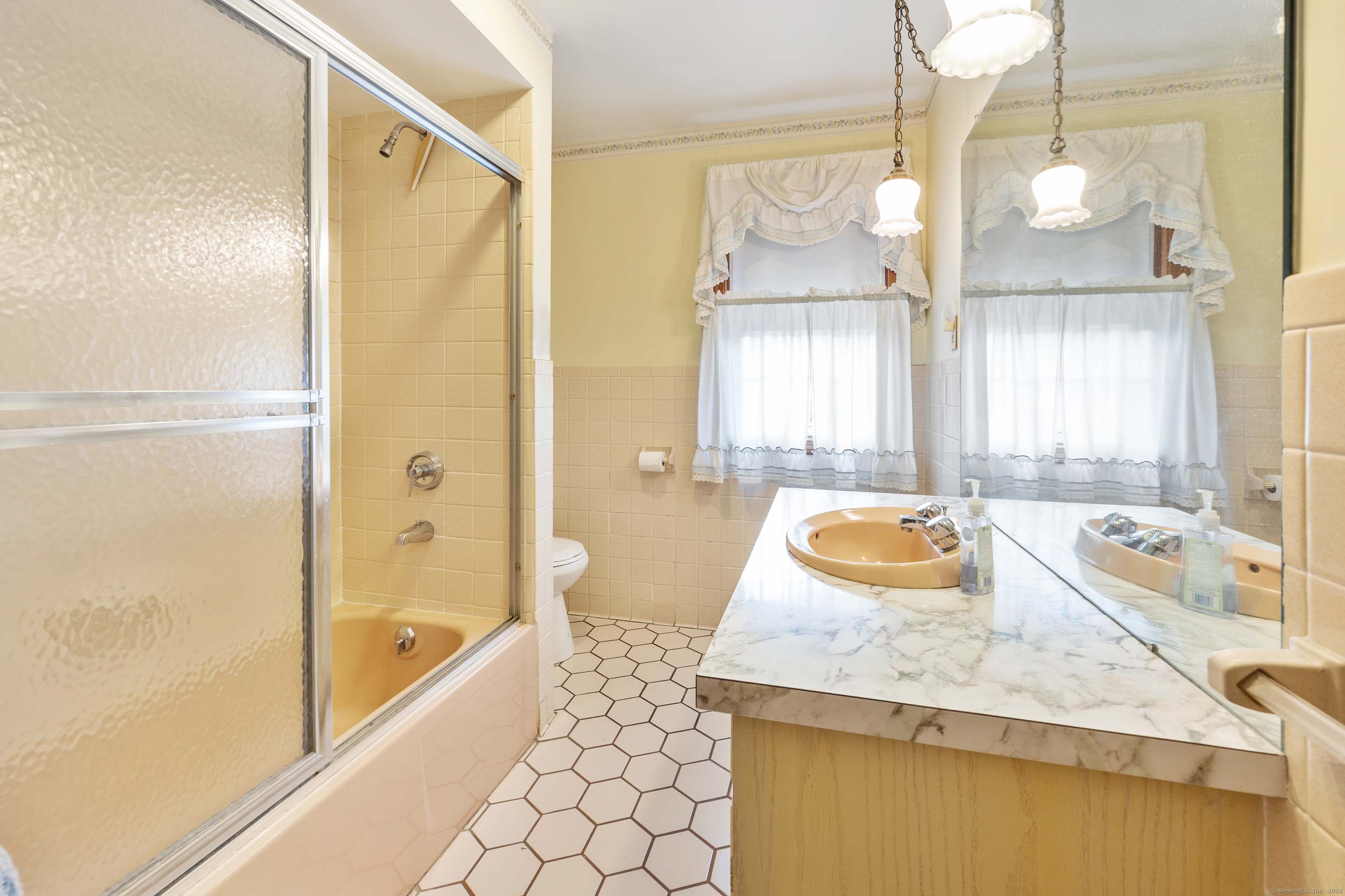 34 Howland Street, Waterbury, Connecticut image 14
