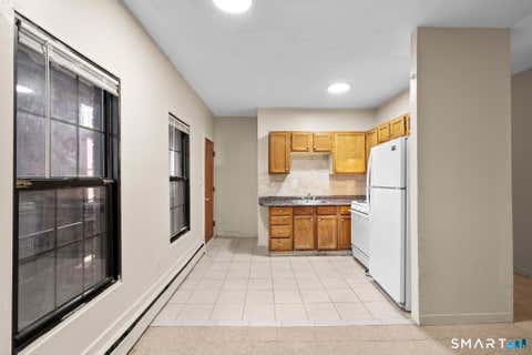 Multifamily For Rent - 26-28 Lawrence Street #28-6<br/> Hartford, CT 06106