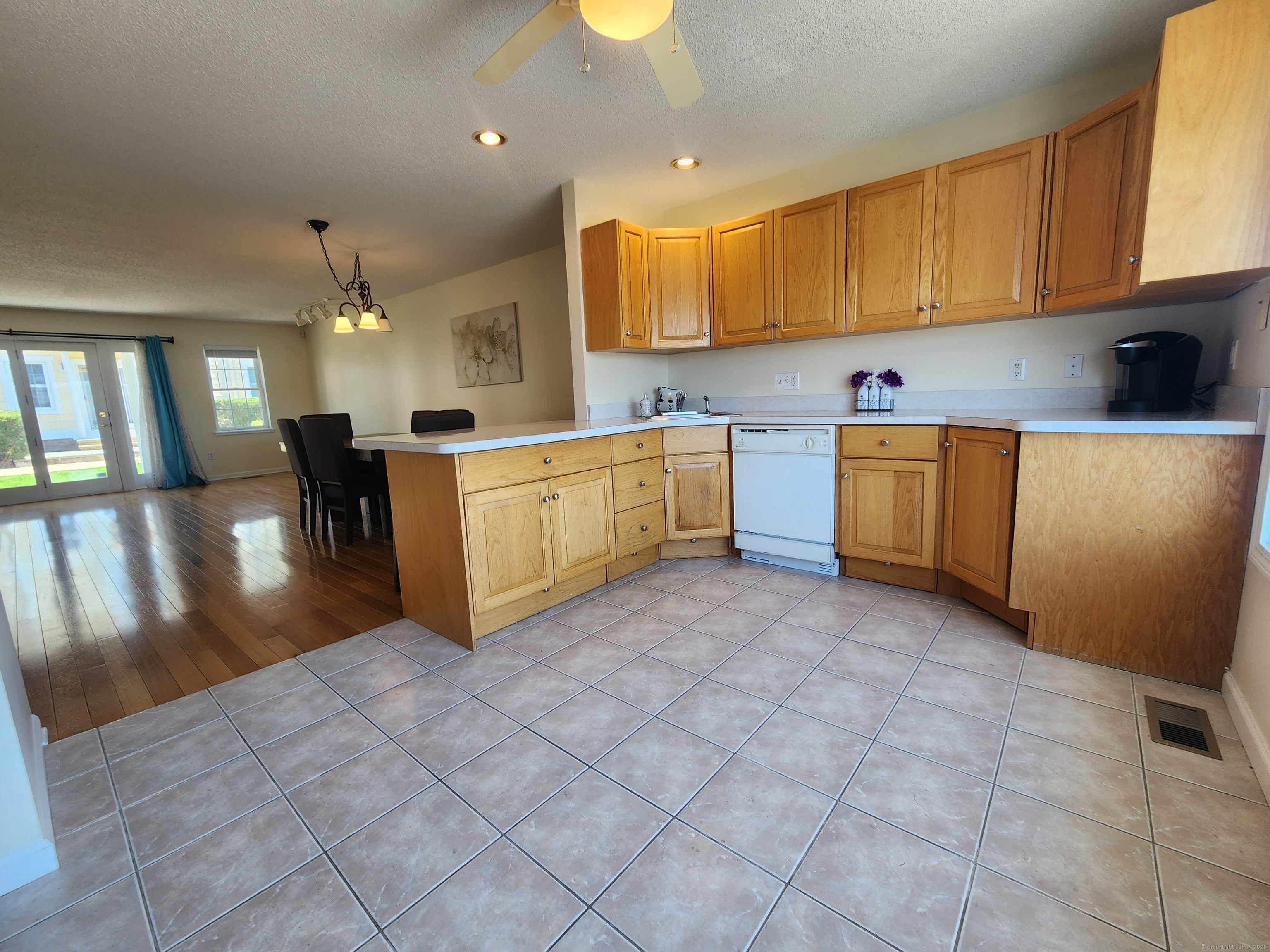 11 Saint John Street #C5, North Haven, Connecticut image 10