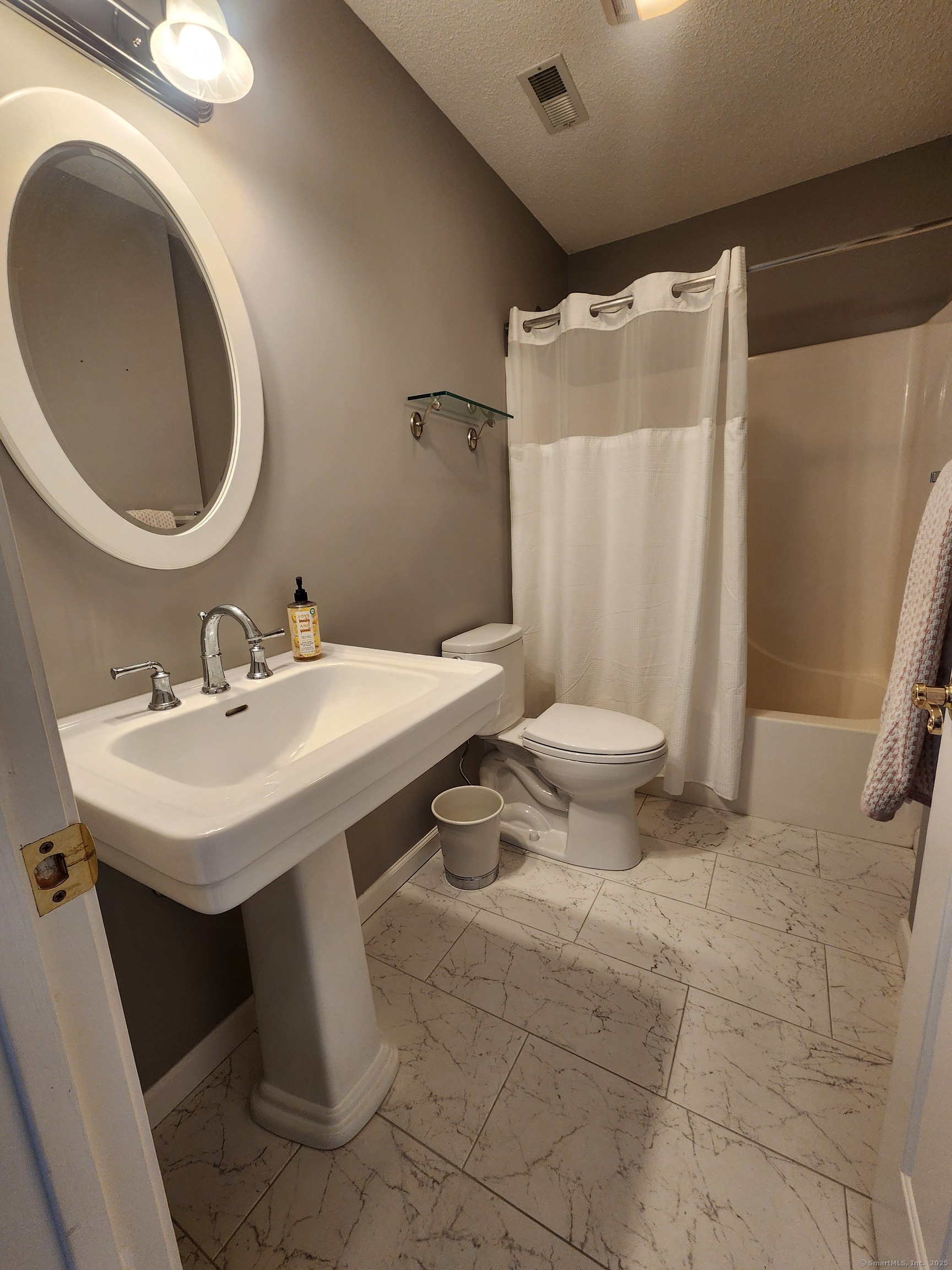 11 Saint John Street #C5, North Haven, Connecticut image 25