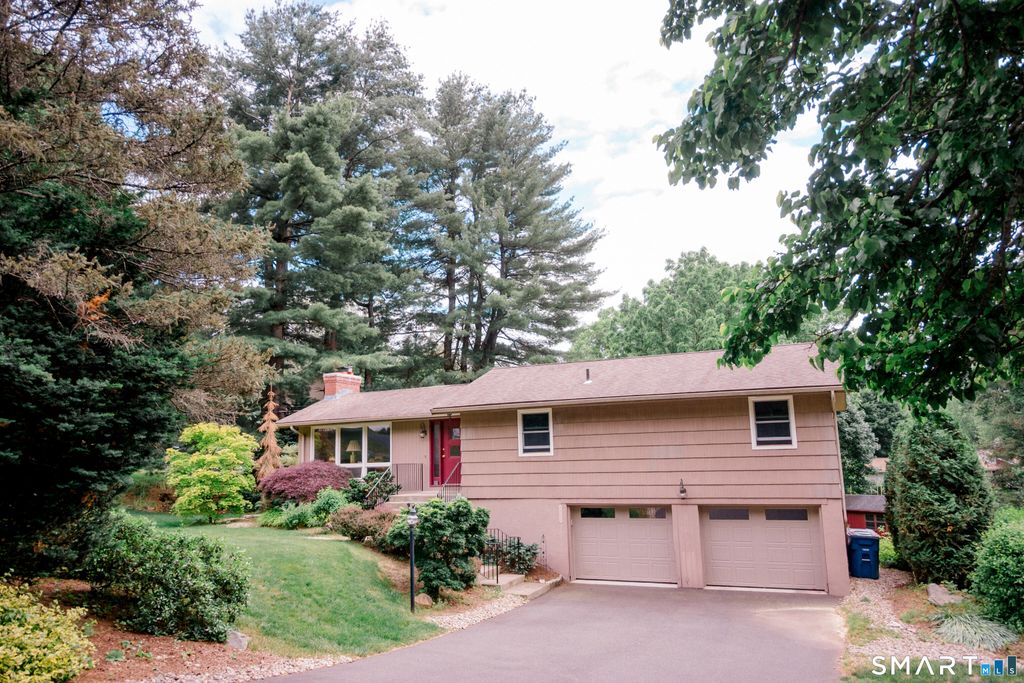 Photo of 158 Tumble Brook Drive, Vernon, CT 06066 (MLS # 24180712)