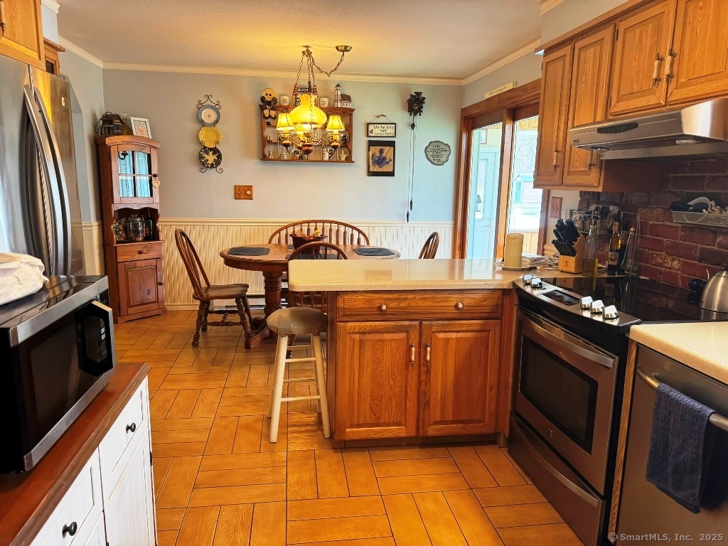 24 Church Drive, Wolcott, Connecticut image 8