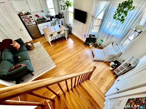 Multifamily For Rent - 738 Whitney Avenue #5<br/> New Haven, CT 06511